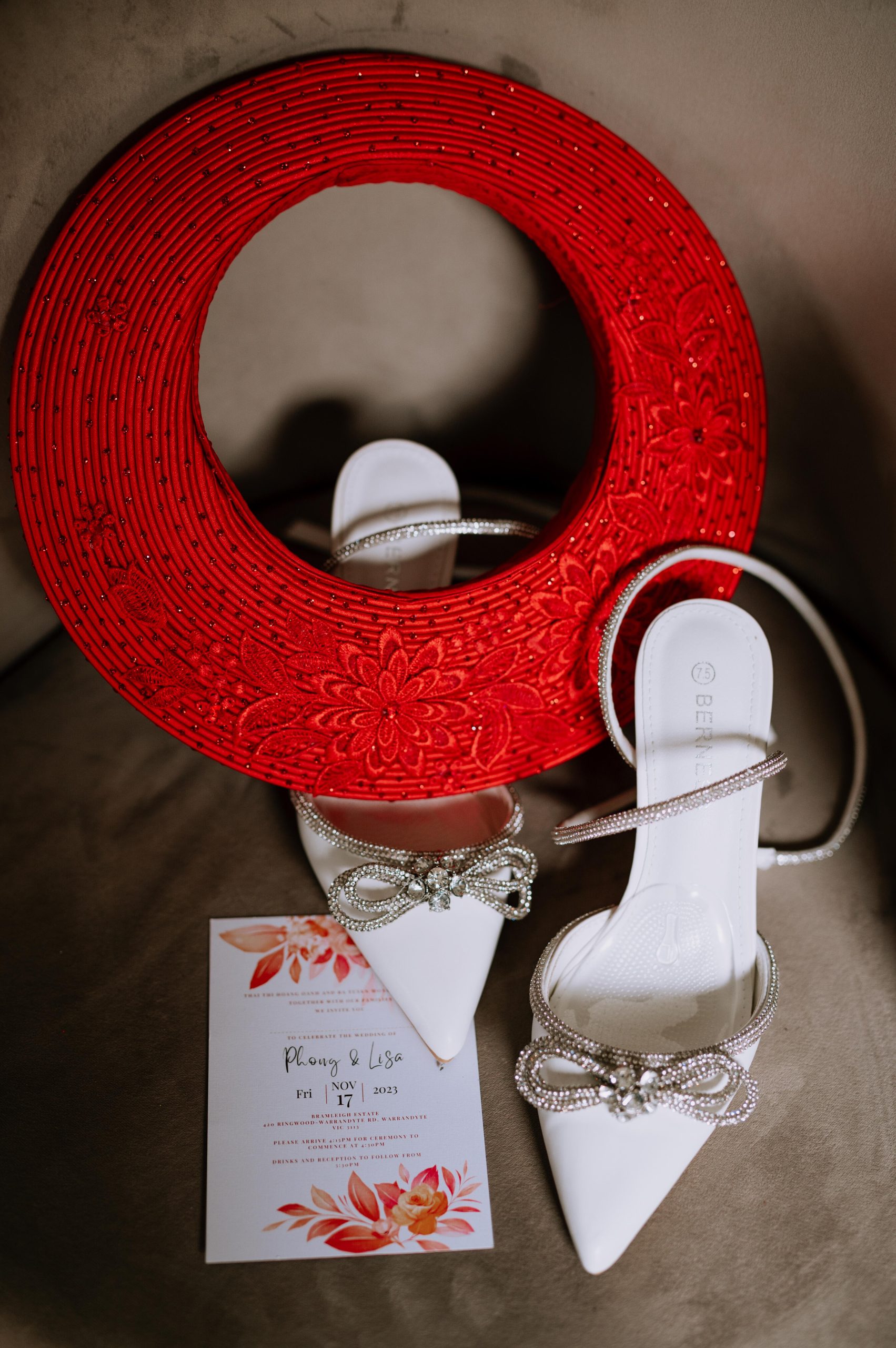 Vietnamese Khan Dong