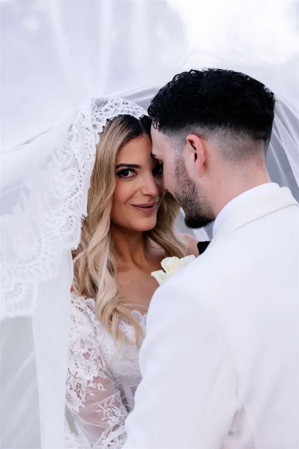 romantic wedding photos