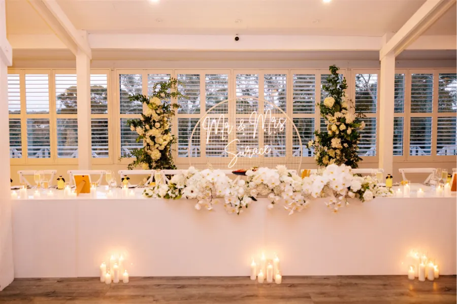 acrylic wedding table