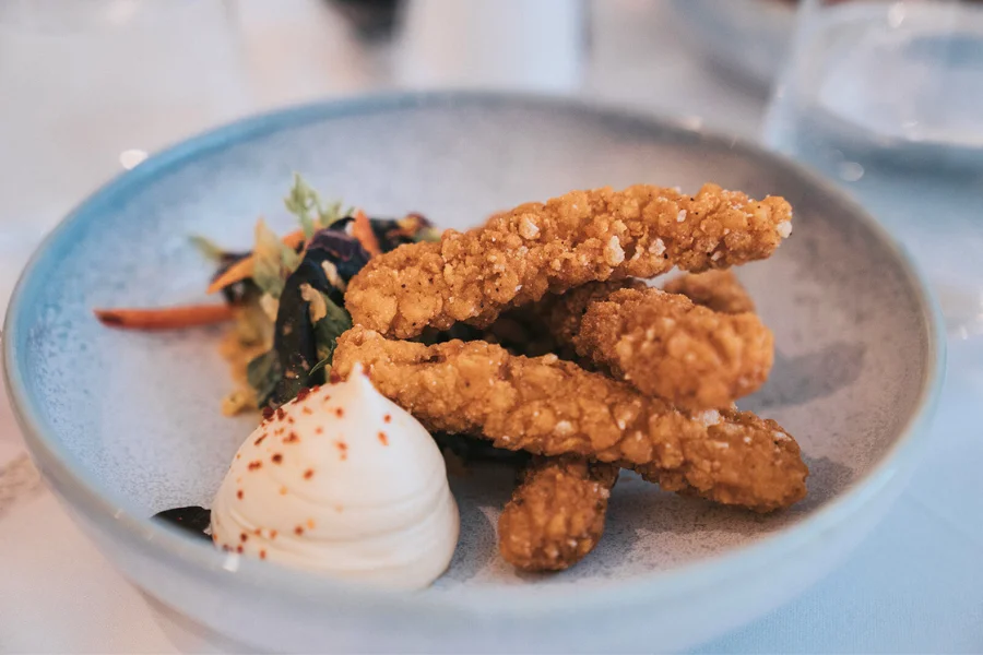 Shichimi Togarashi Calamari Asian slaw - Pickled bamboo - Sweet mango & lime dressing - Creamed molasses Shichimi Togarashi Calamari Asian slaw - Pickled bamboo - Sweet mango & lime dressing - Creamed molasses