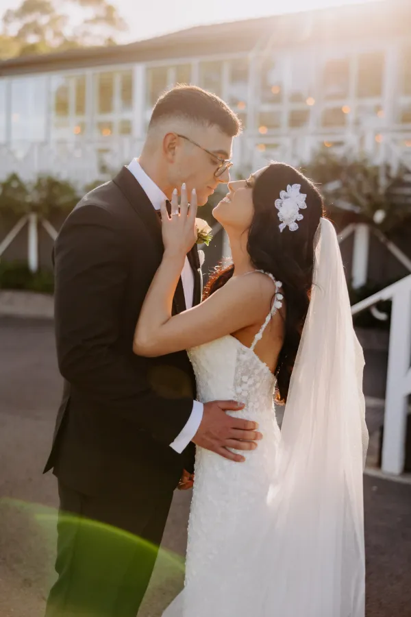 Wedding Kiss